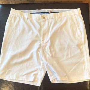 Peter Millar White Men's Flat Front Shorts- size 40